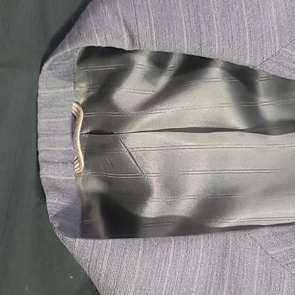 Henry Grethel Men's Virgin Wool 2 Button Suit, Coat 40 Reg Coat, Pants 42 x 30 - Picture 3 of 16